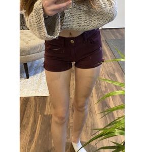 American Eagle maroon shorts